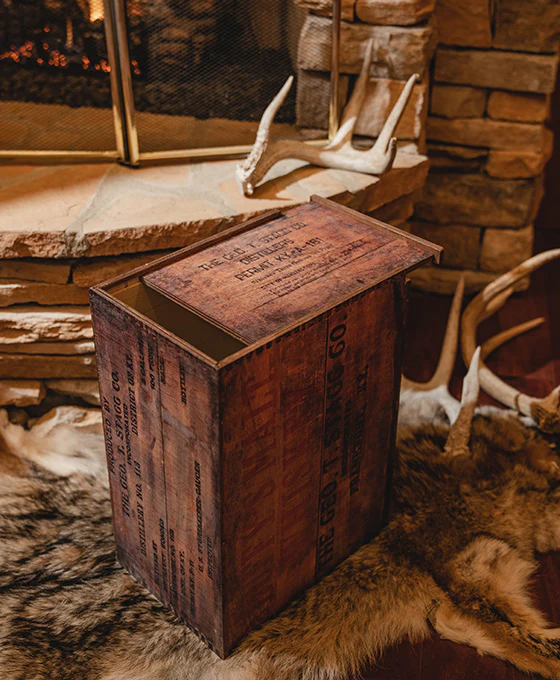 George T. Stagg Whiskey Souvenir Box - Image 7